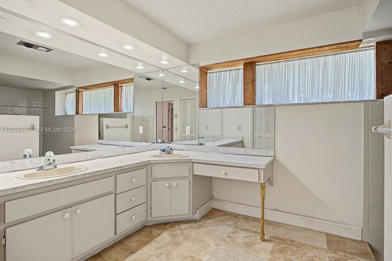 7320 SW 16th St , Plantation, FL 33317 Photo