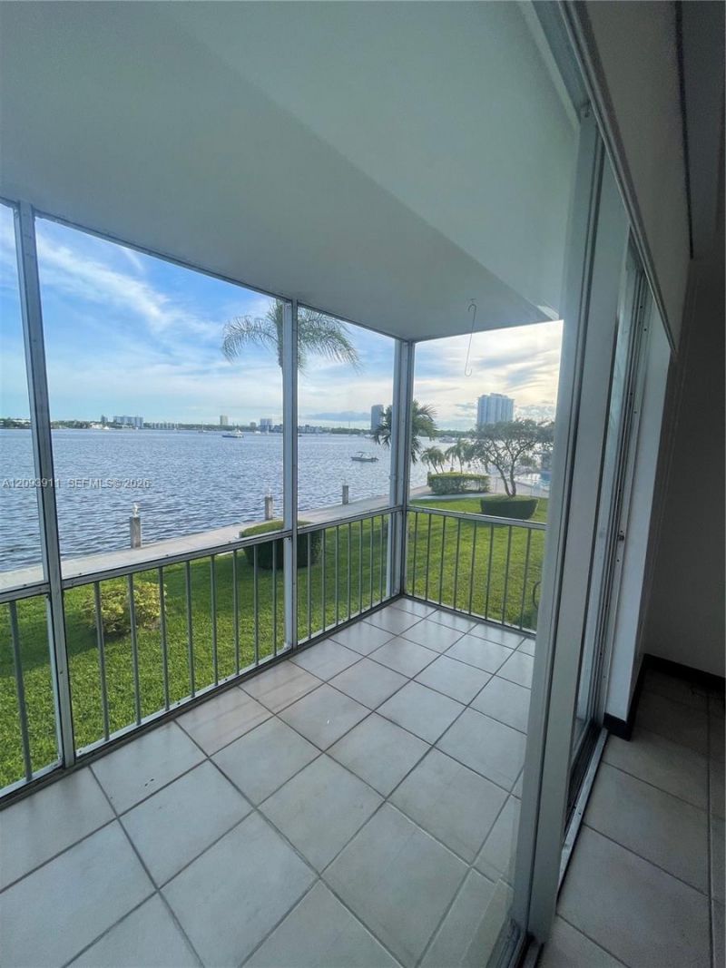 3010 Marcos Dr, Unit R205, Aventura, FL 33160 Photo