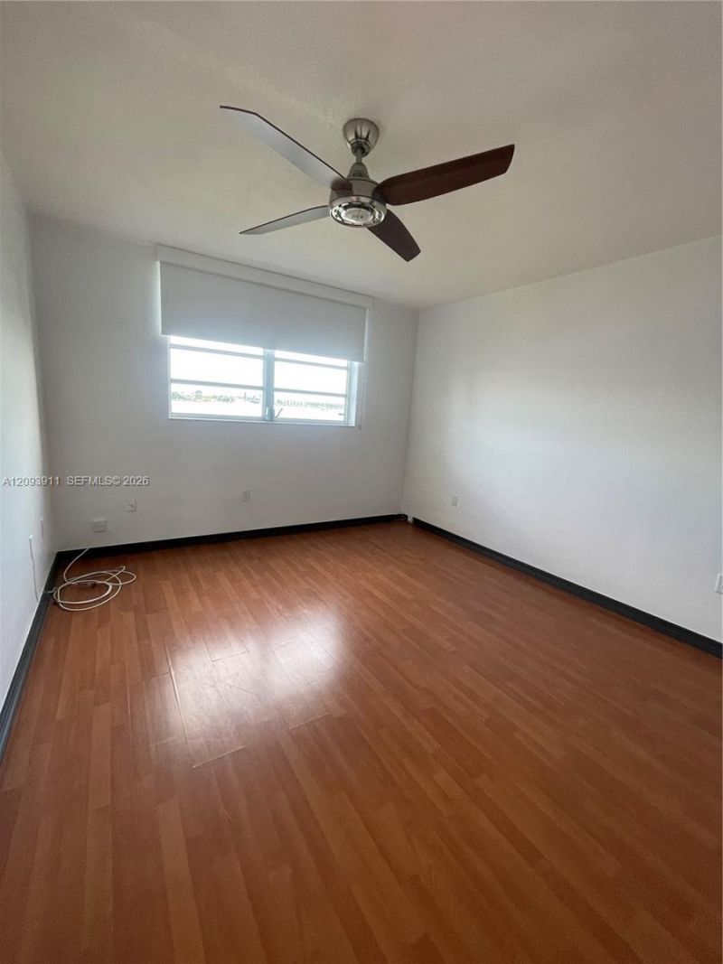 3010 Marcos Dr, Unit R205, Aventura, FL 33160 Photo