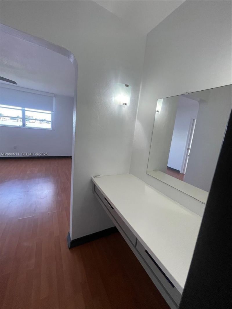 3010 Marcos Dr, Unit R205, Aventura, FL 33160 Photo