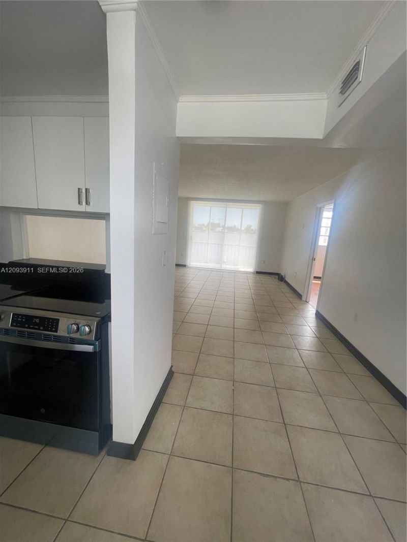 3010 Marcos Dr, Unit R205, Aventura, FL 33160 Photo
