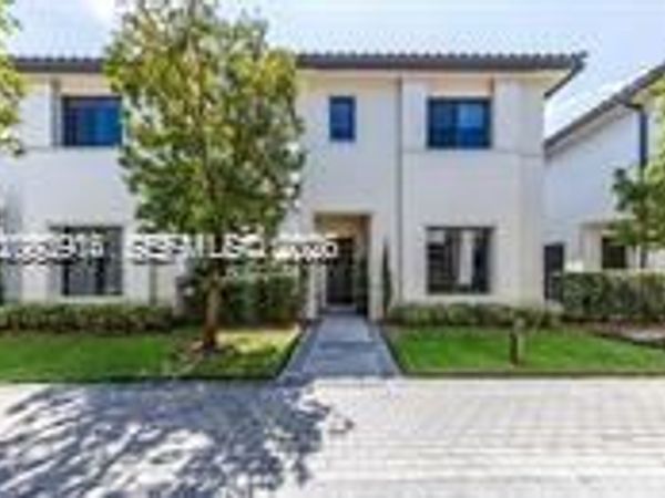 4315 NW 81st Ct, Doral, FL 33166