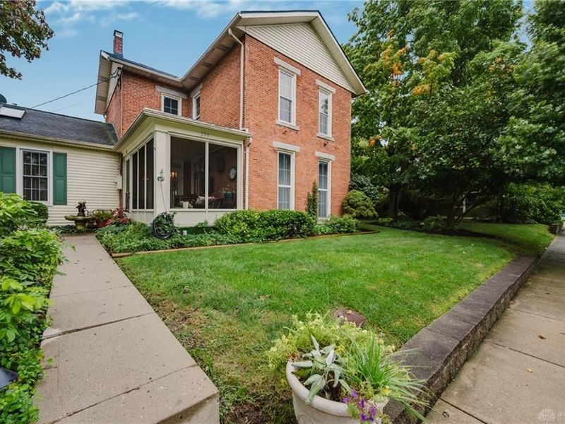 223 Western Avenue, Brookville, OH 45309 Photo 2