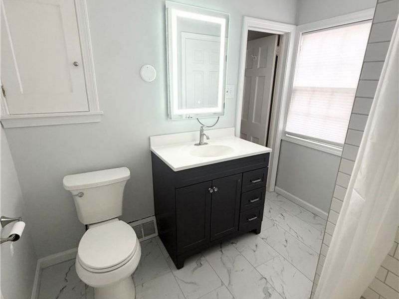 2339 Lalemant Road, University Heights, OH 44118 Photo 12