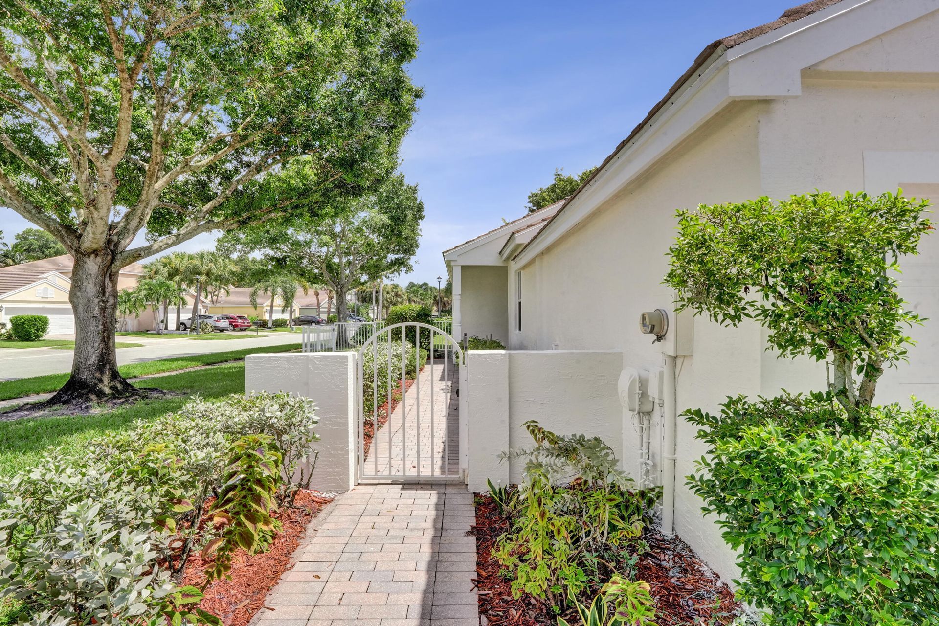 106 Hamilton Terrace, Royal Palm Beach, FL 33414 Photo