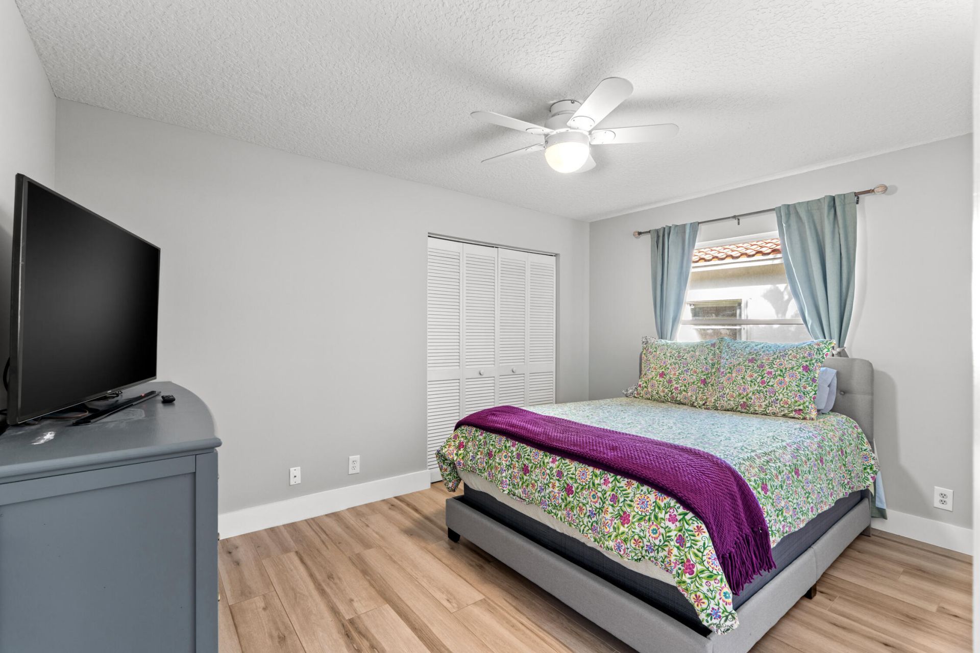 1531 NW 102nd Way, Coral Springs, FL 33071 Photo