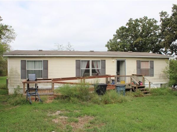 747 S 20th Street, McCune, KS 66753