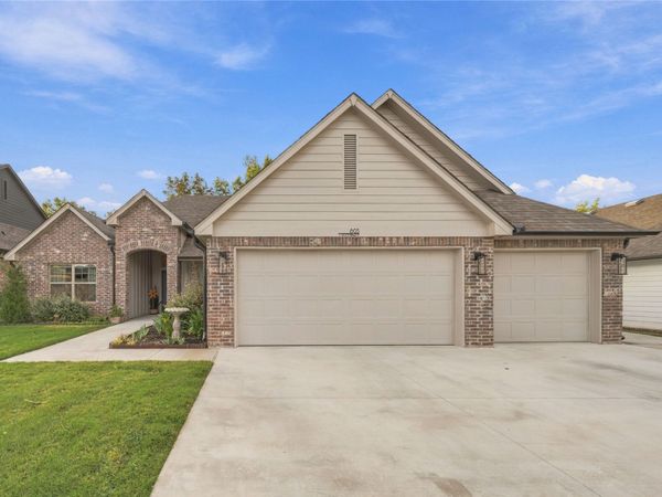 803 E Jacksonville Street, Broken Arrow, OK 74012