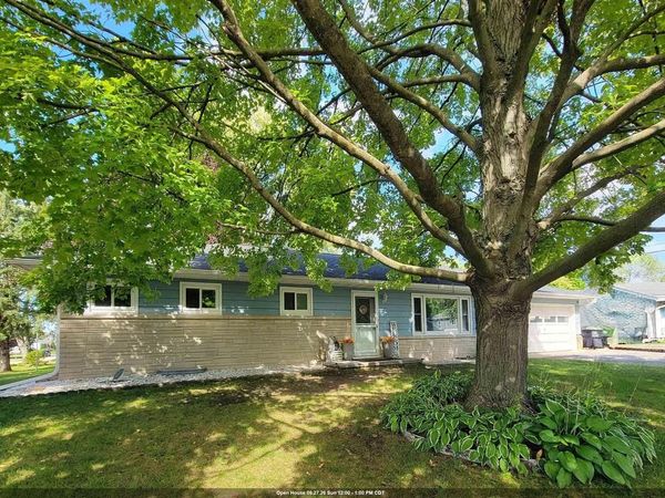 215 W CAMERON STREET, New London, WI 54961