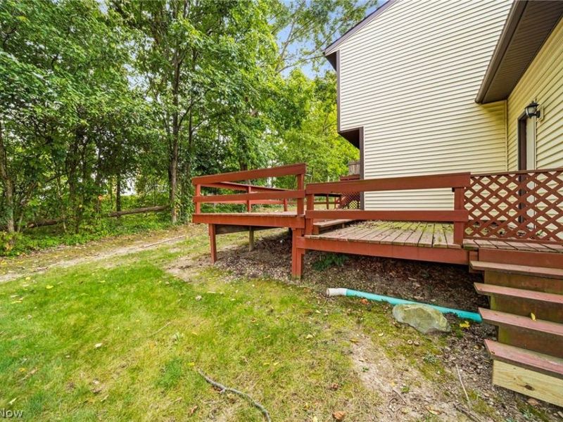7029 Woodthrush Drive, Painesville, OH 44077 Photo 6