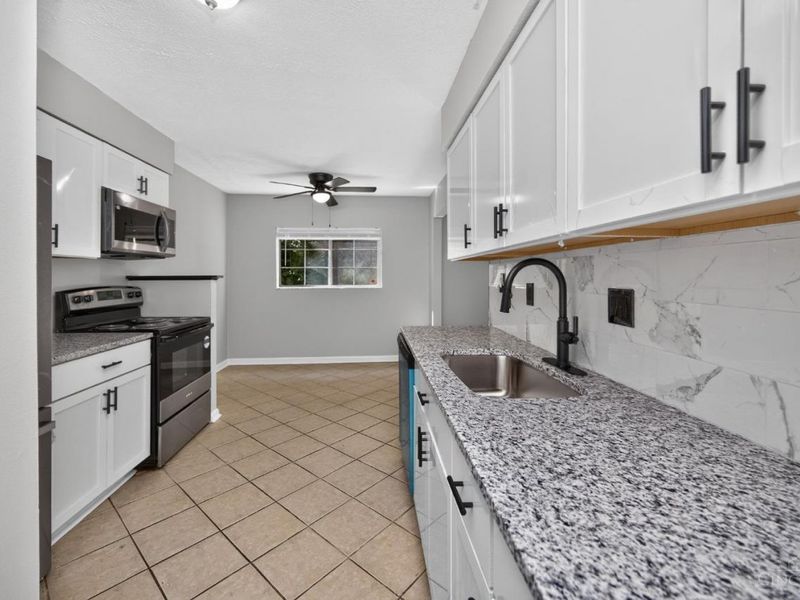 1625 W Augusta Boulevard, Unit 167, Fairfield, OH 45014 Photo 9