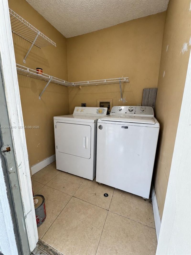 9731 Hammocks Blvd , Unit 204B, Miami, FL 33196 Photo