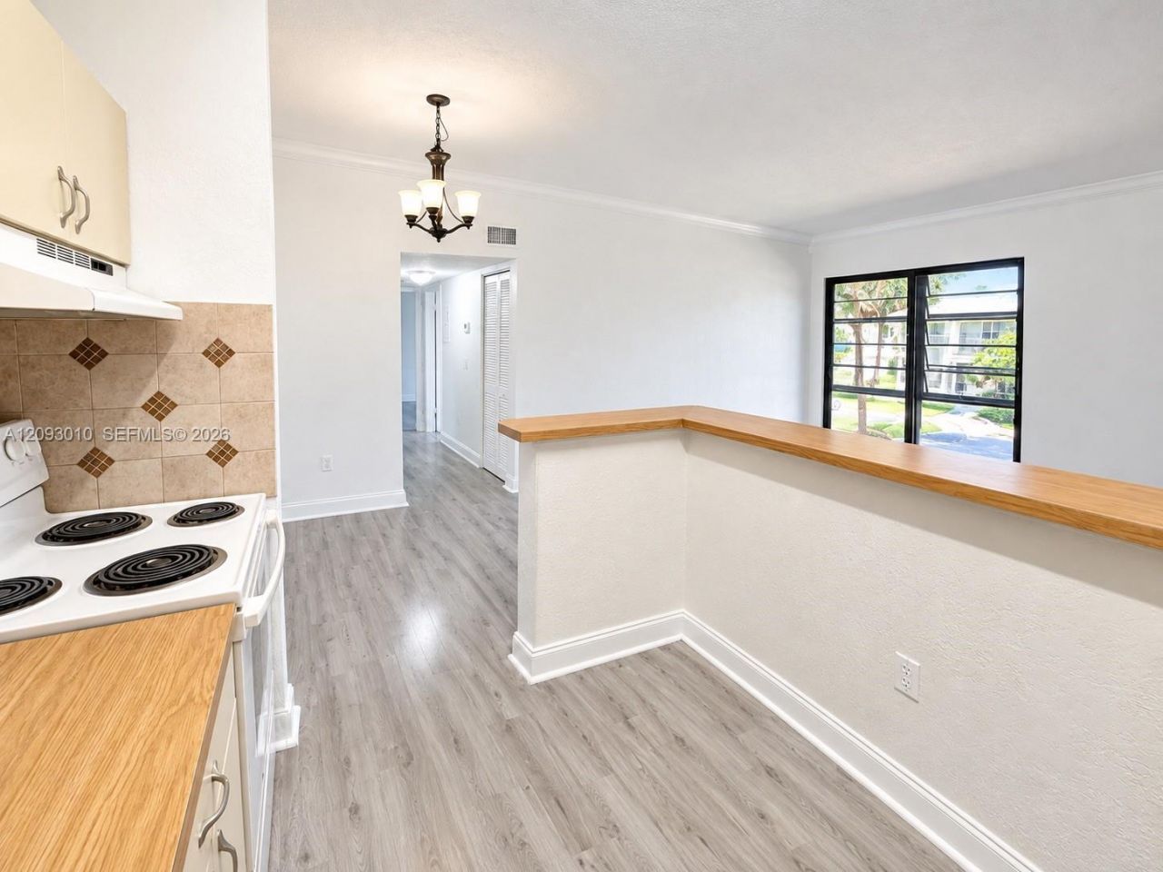 9731 Hammocks Blvd , Unit 204B, Miami, FL 33196 Photo