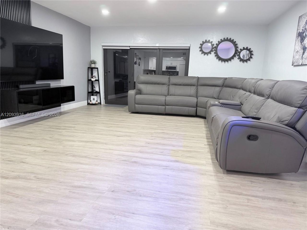 7486 W 18th Ave , Hialeah, FL 33014 Photo