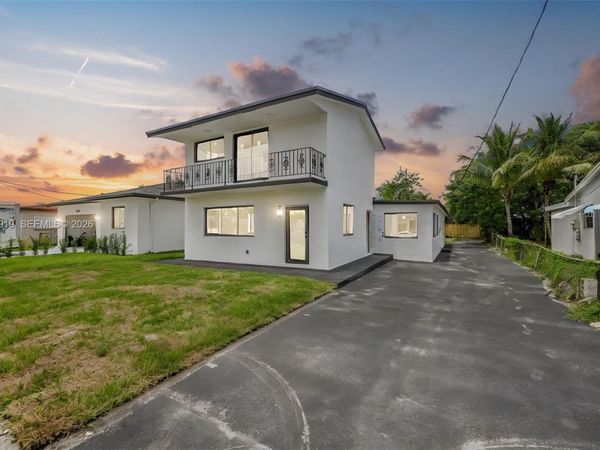 5413 SW 23rd St , West Park, FL 33023
