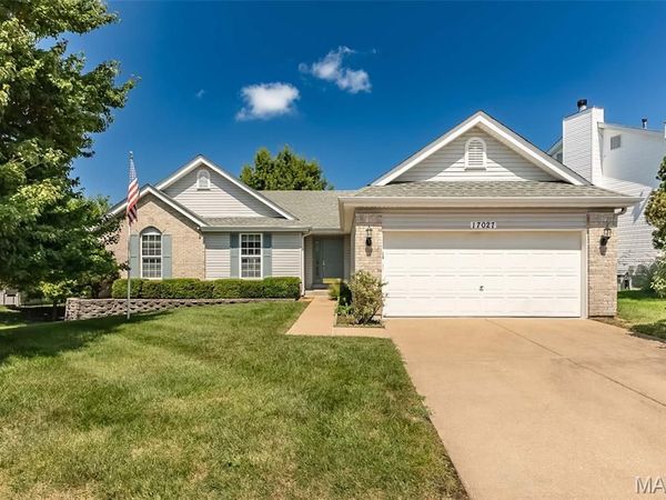 17027 Old Hollow Drive , Wildwood, MO 63040