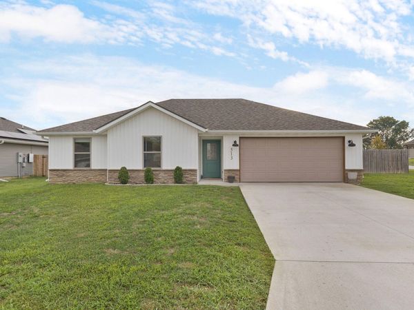 513 Mark Street , Billings, MO 65610
