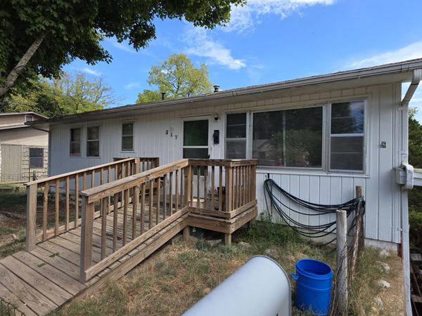 317 S 2nd Street , Thayer, MO 65791