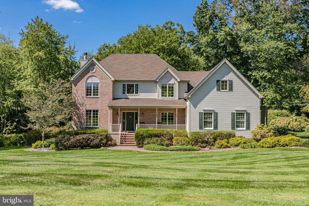 7 Ringos Mill Drive, Hopewell, NJ 08525 Main Photo