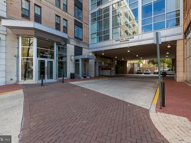 444 W BROAD STREET , Unit 701, FALLS CHURCH, VA 22046