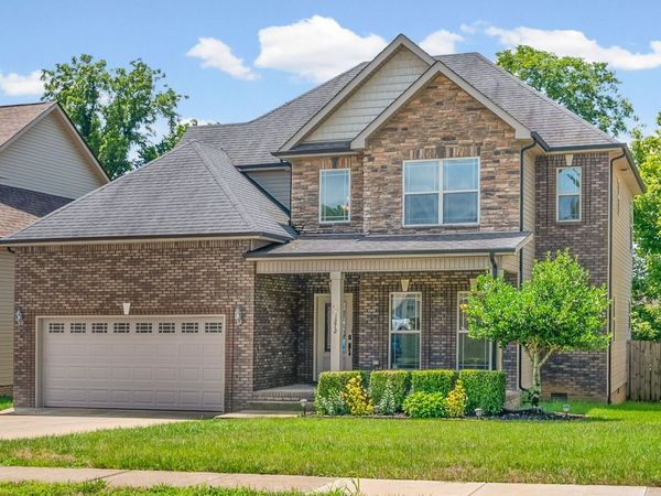 1272 Brigade Dr , Clarksville, TN 37043