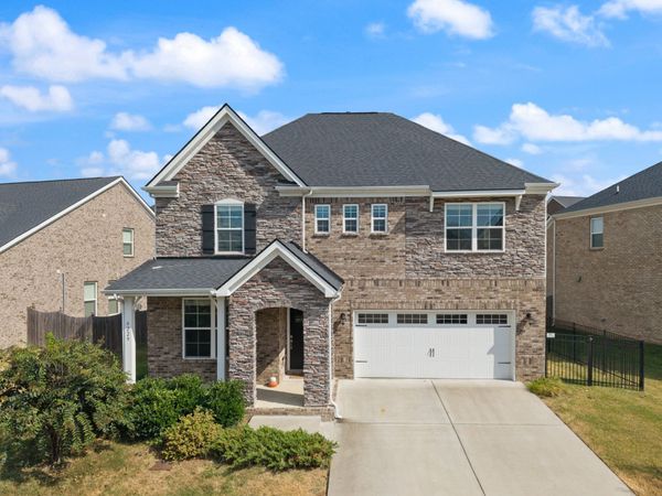 4229 Magnolia Farms Dr, Hermitage, TN 37076