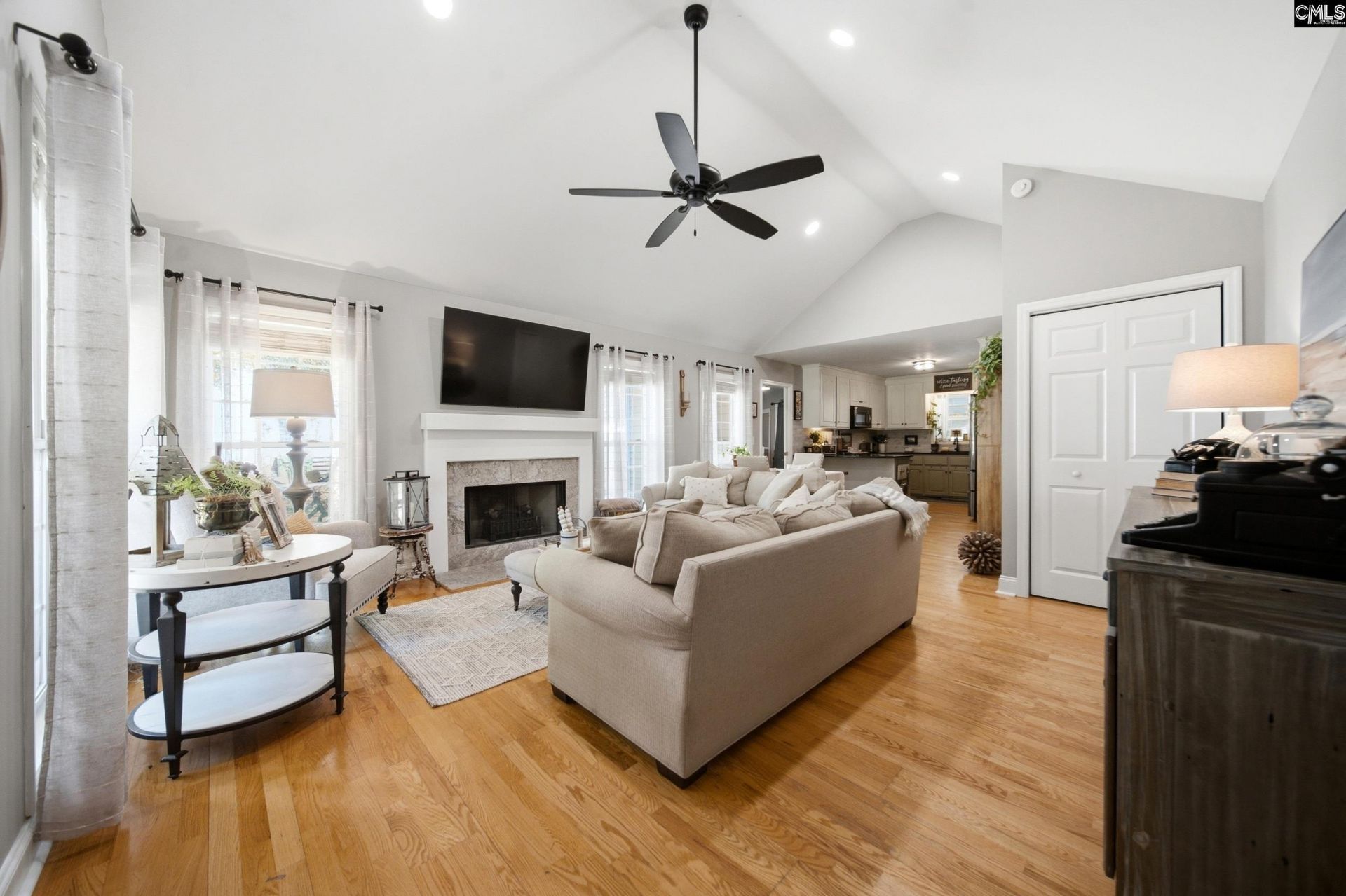 865 Hermitage Pond Road Photo 4