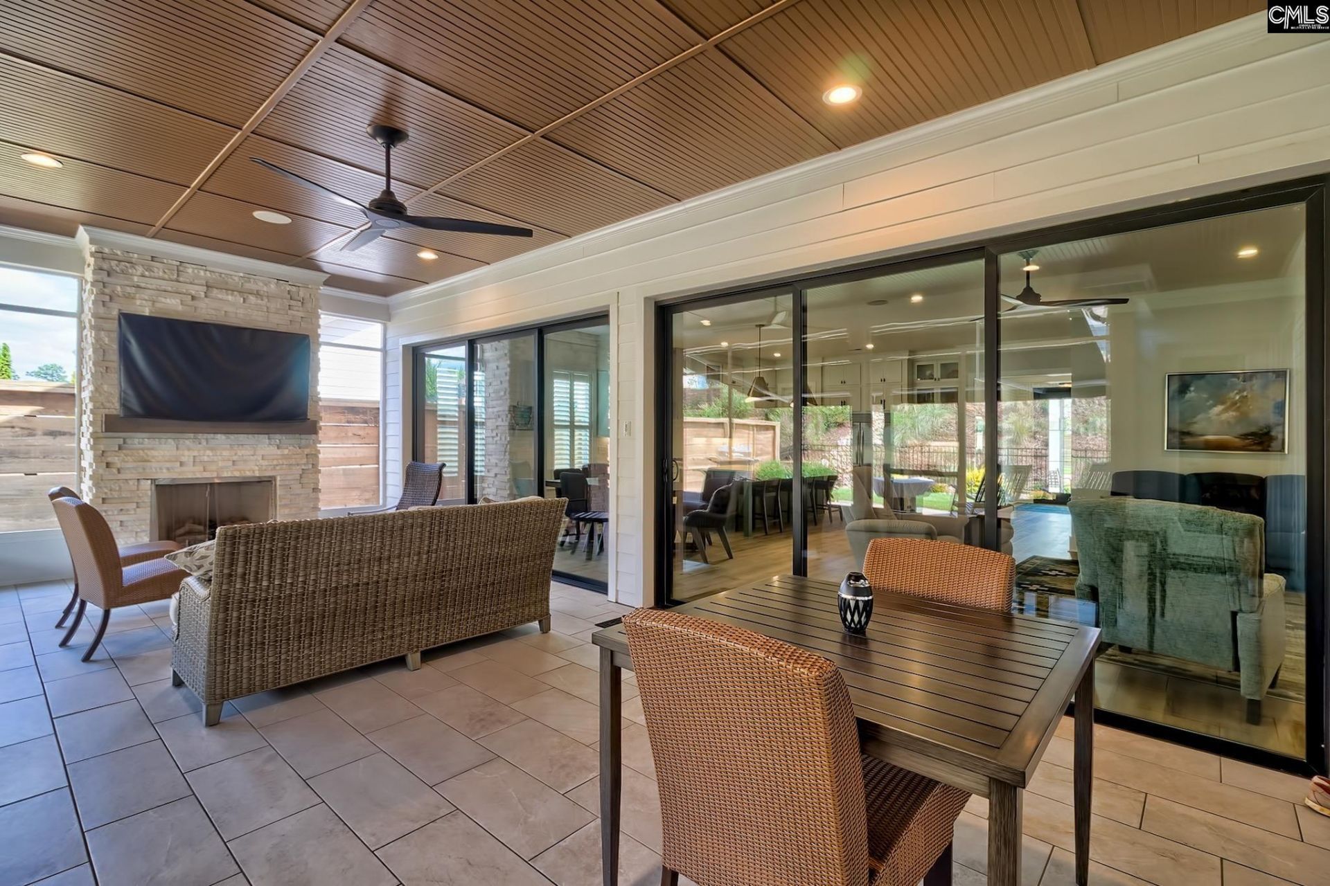 1043 Arbor Stroll Way Photo 30