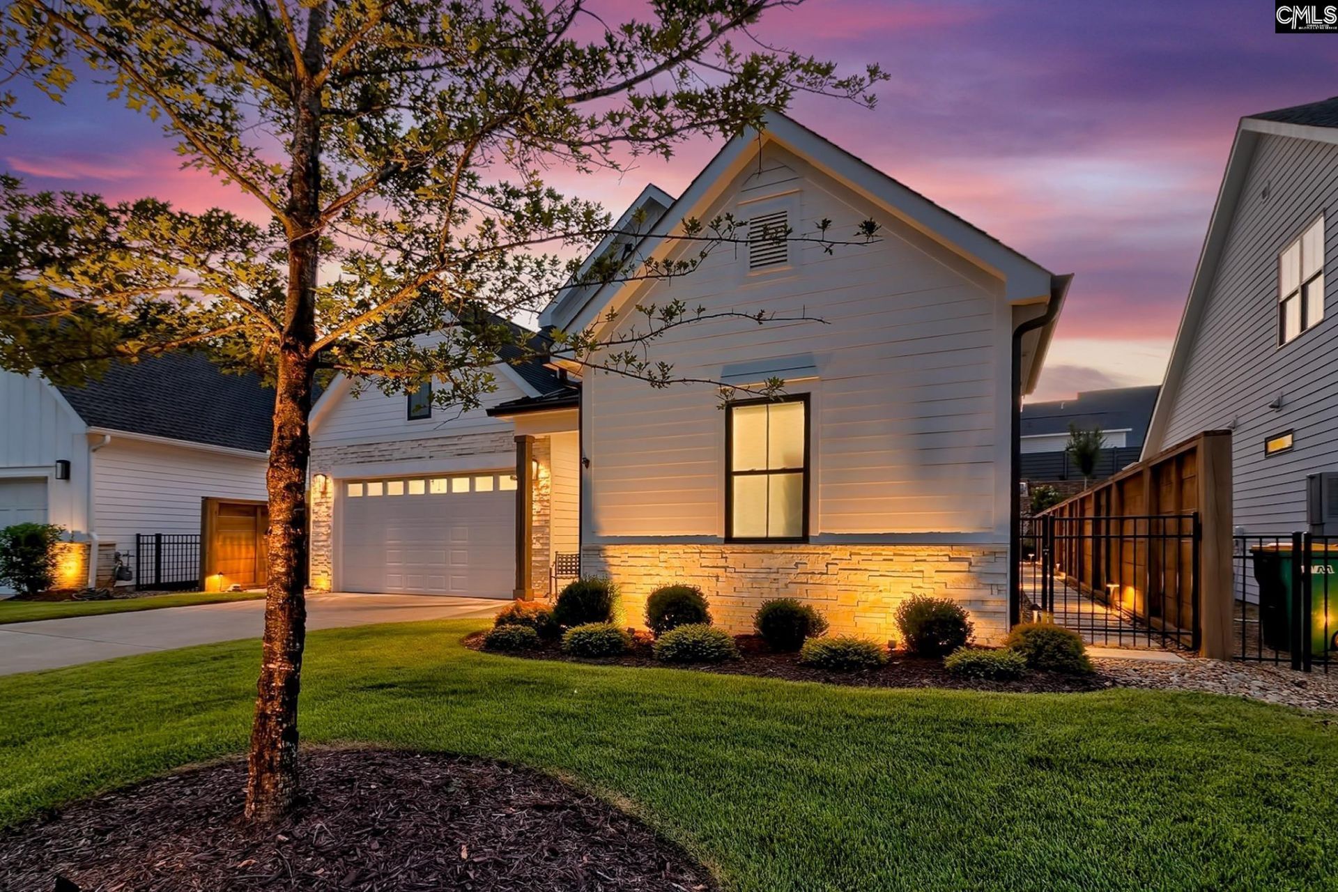 1043 Arbor Stroll Way Photo 33