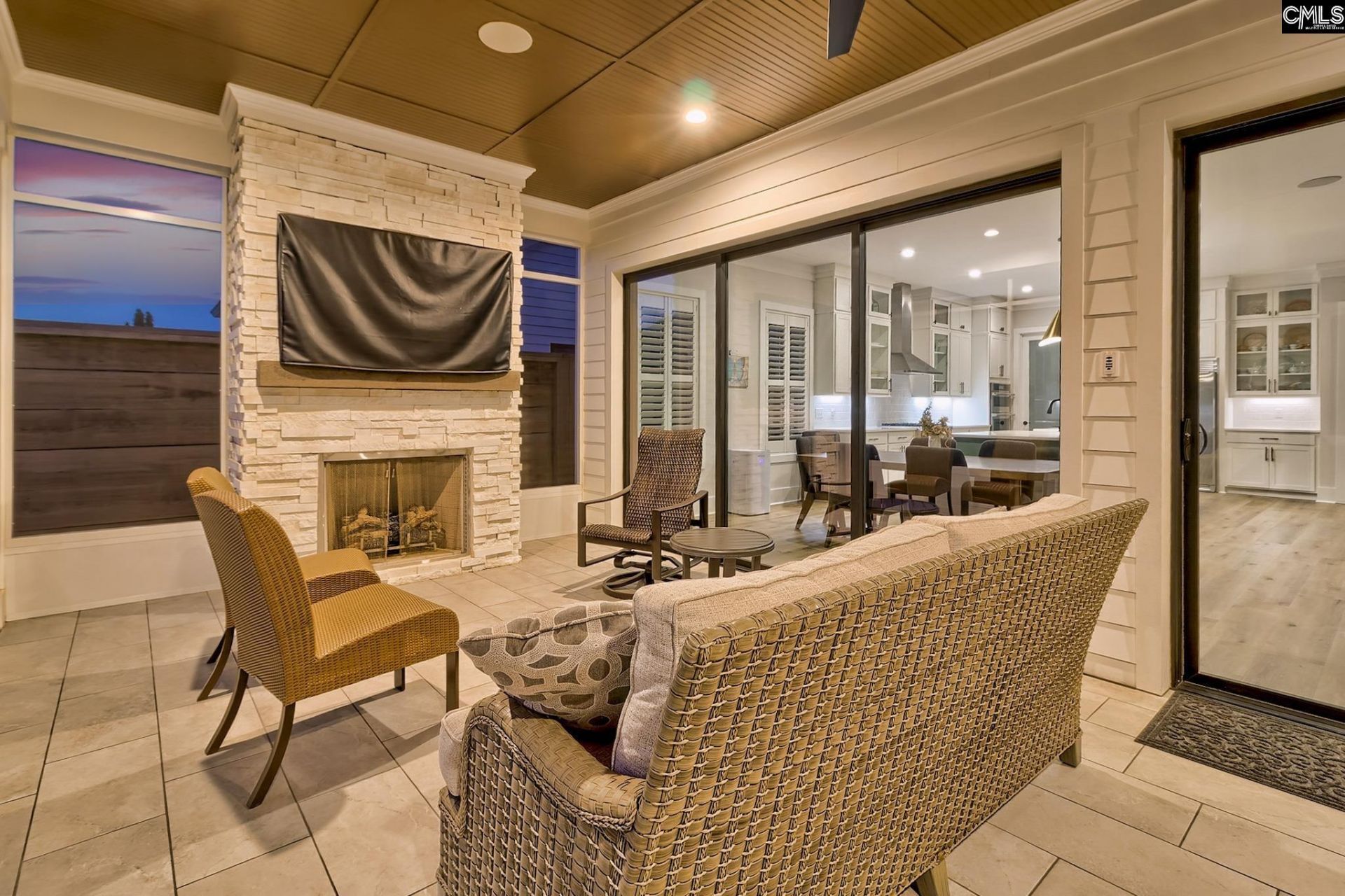 1043 Arbor Stroll Way Photo 37