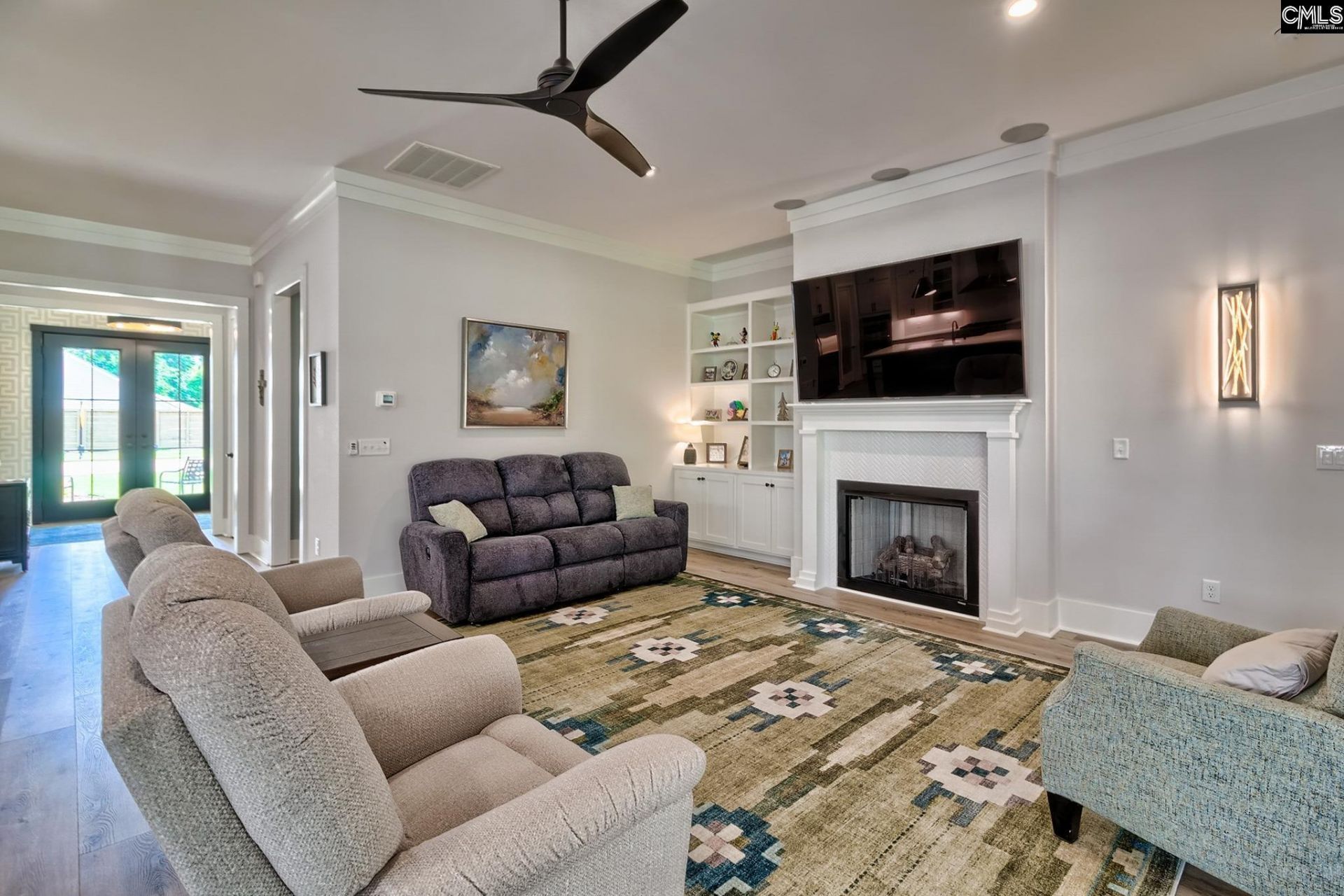 1043 Arbor Stroll Way Photo 9