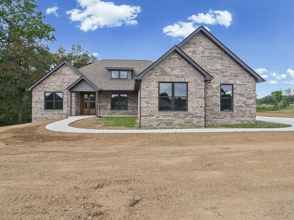 833 Keating Loop, Crossville, TN 38555