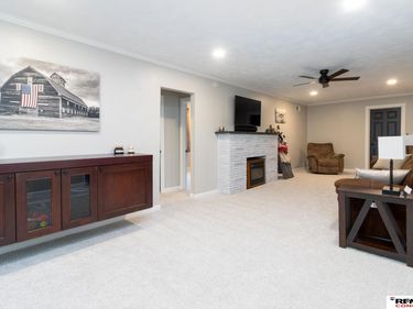 320 W 1st Street, Cortland, NE 68331
