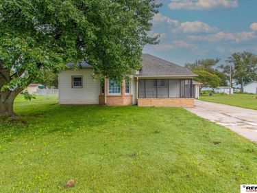 320 W 1st Street, Cortland, NE 68331