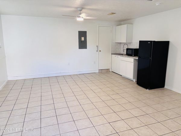 8774 COUNTRY CREEK Boulevard, Jacksonville, FL 32221