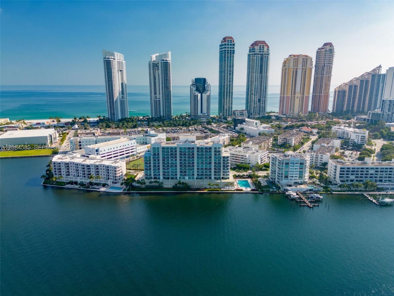 18100 N Bay Rd , Unit 308, Sunny Isles Beach, FL 33160 Photo