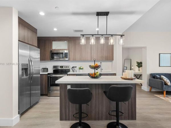 1938 Jackson St , Unit 306, Hollywood, FL 33020