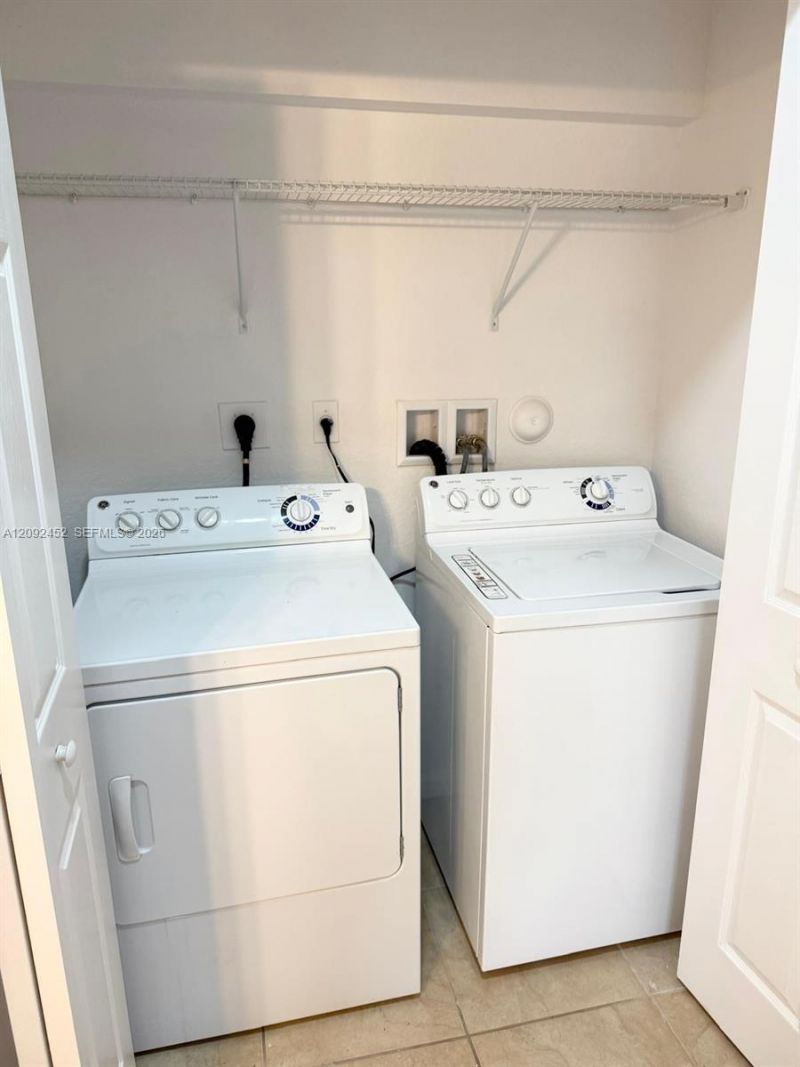 8620 NW 97th Ave , Unit 215, Doral, FL 33178 Photo