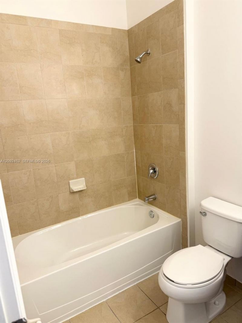 8620 NW 97th Ave , Unit 215, Doral, FL 33178 Photo