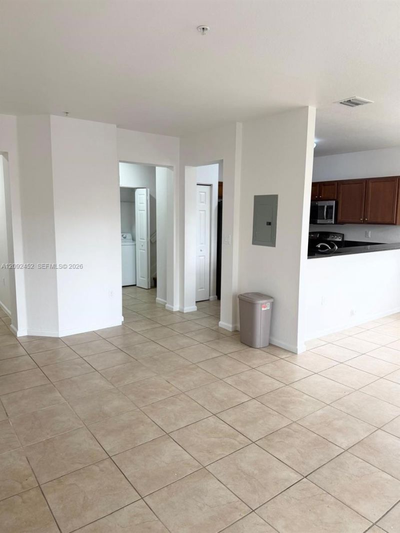 8620 NW 97th Ave , Unit 215, Doral, FL 33178 Photo