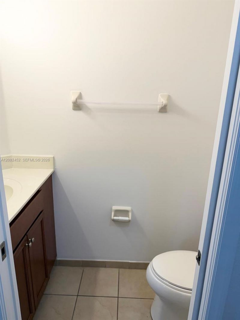 8620 NW 97th Ave , Unit 215, Doral, FL 33178 Photo