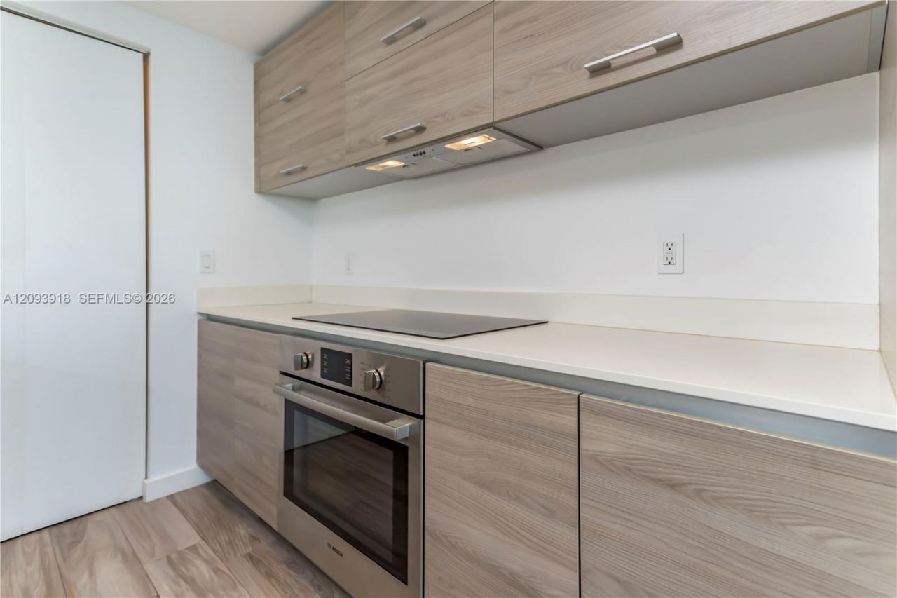 1300 S Miami Ave , Unit 2604, Miami, FL 33130 Photo