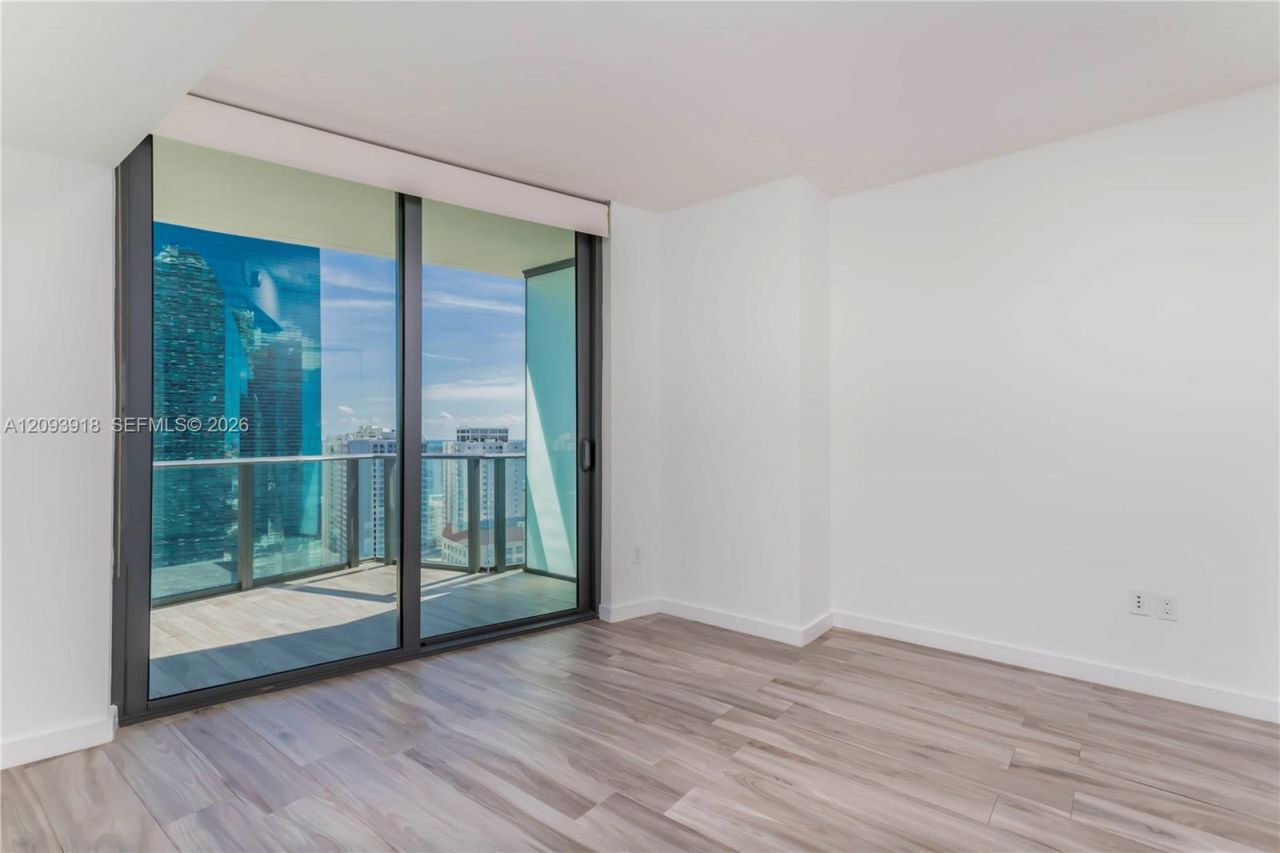 1300 S Miami Ave , Unit 2604, Miami, FL 33130 Photo