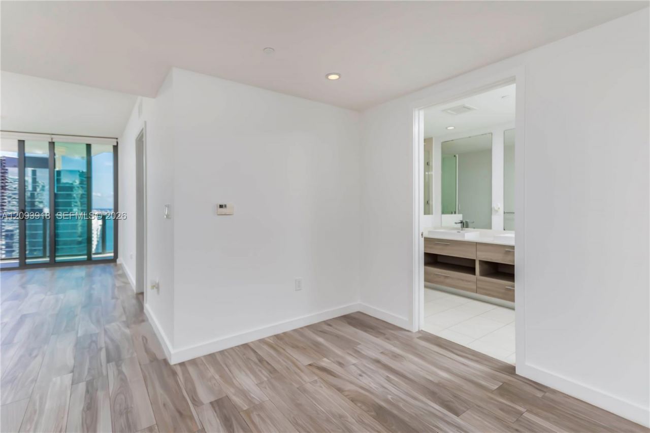 1300 S Miami Ave , Unit 2604, Miami, FL 33130 Photo