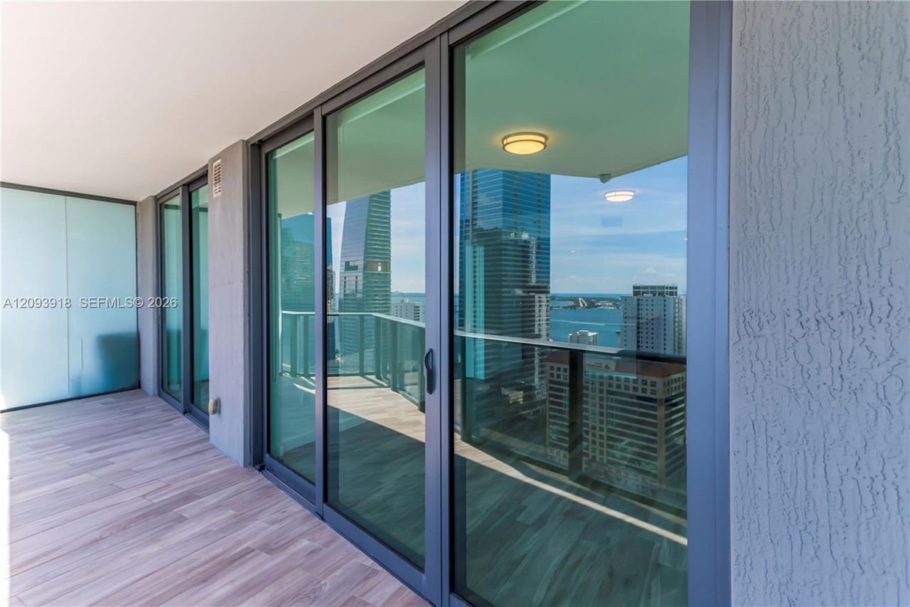 1300 S Miami Ave , Unit 2604, Miami, FL 33130 Photo