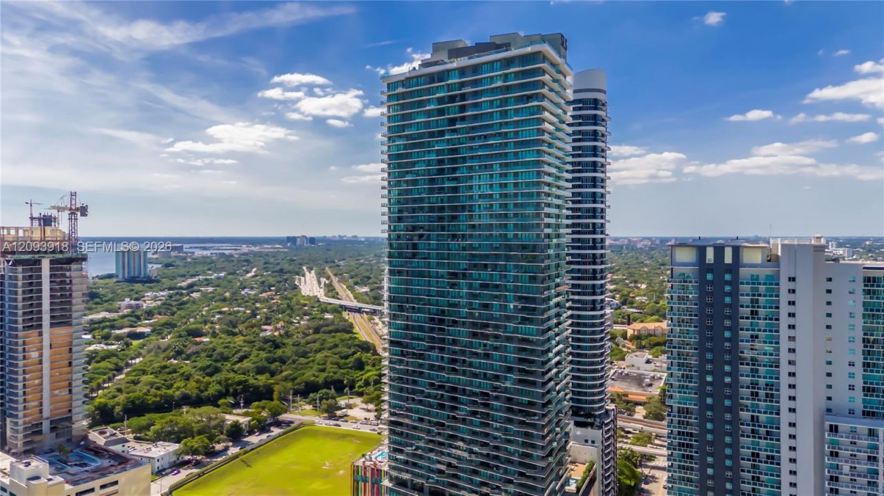 1300 S Miami Ave , Unit 2604, Miami, FL 33130 Photo
