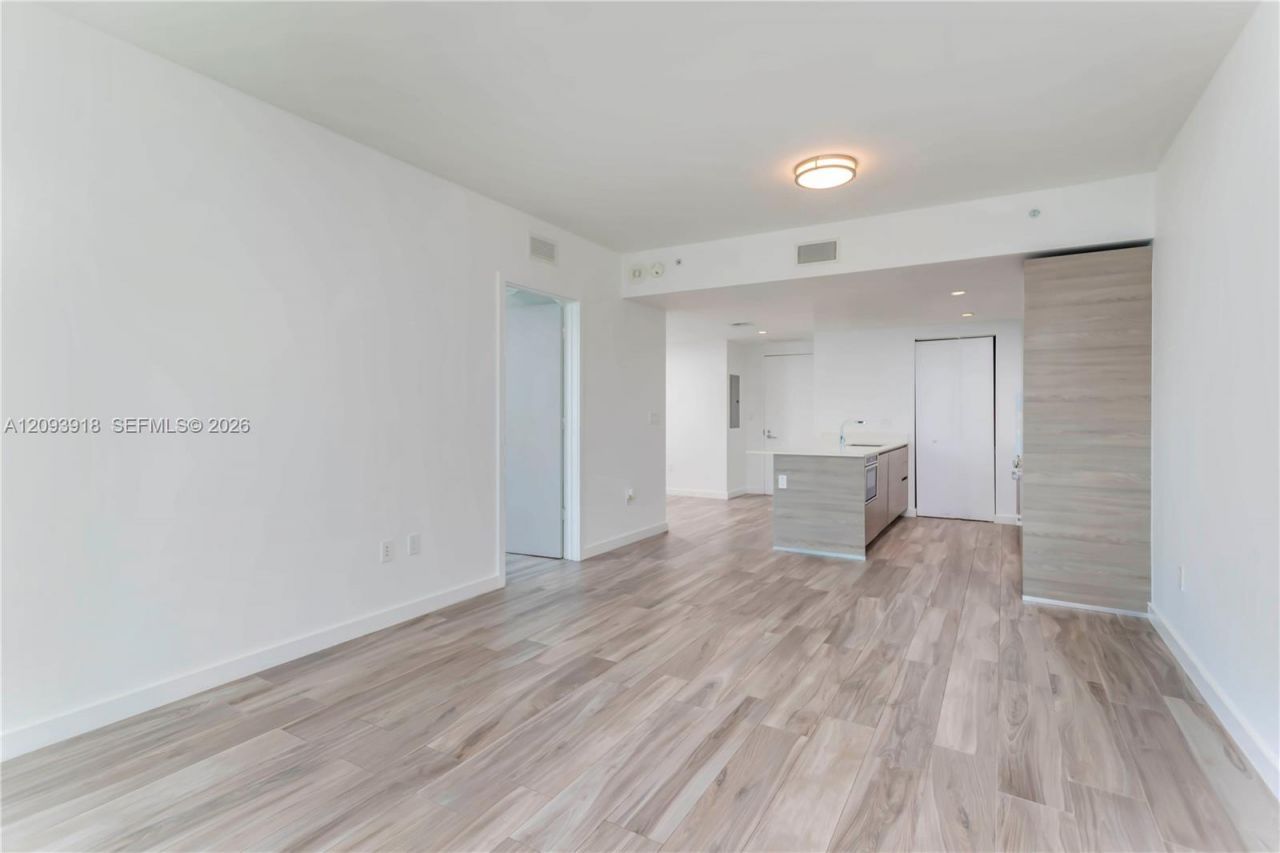 1300 S Miami Ave , Unit 2604, Miami, FL 33130 Photo