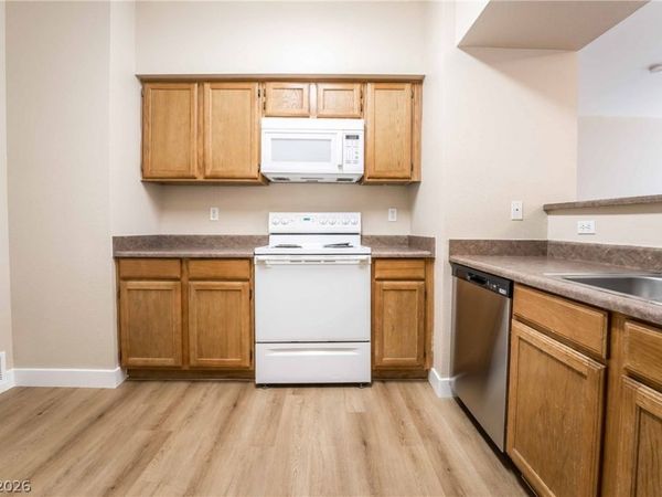 6650 W WARM SPRINGS Road, Unit 1179, Las Vegas, NV 89118