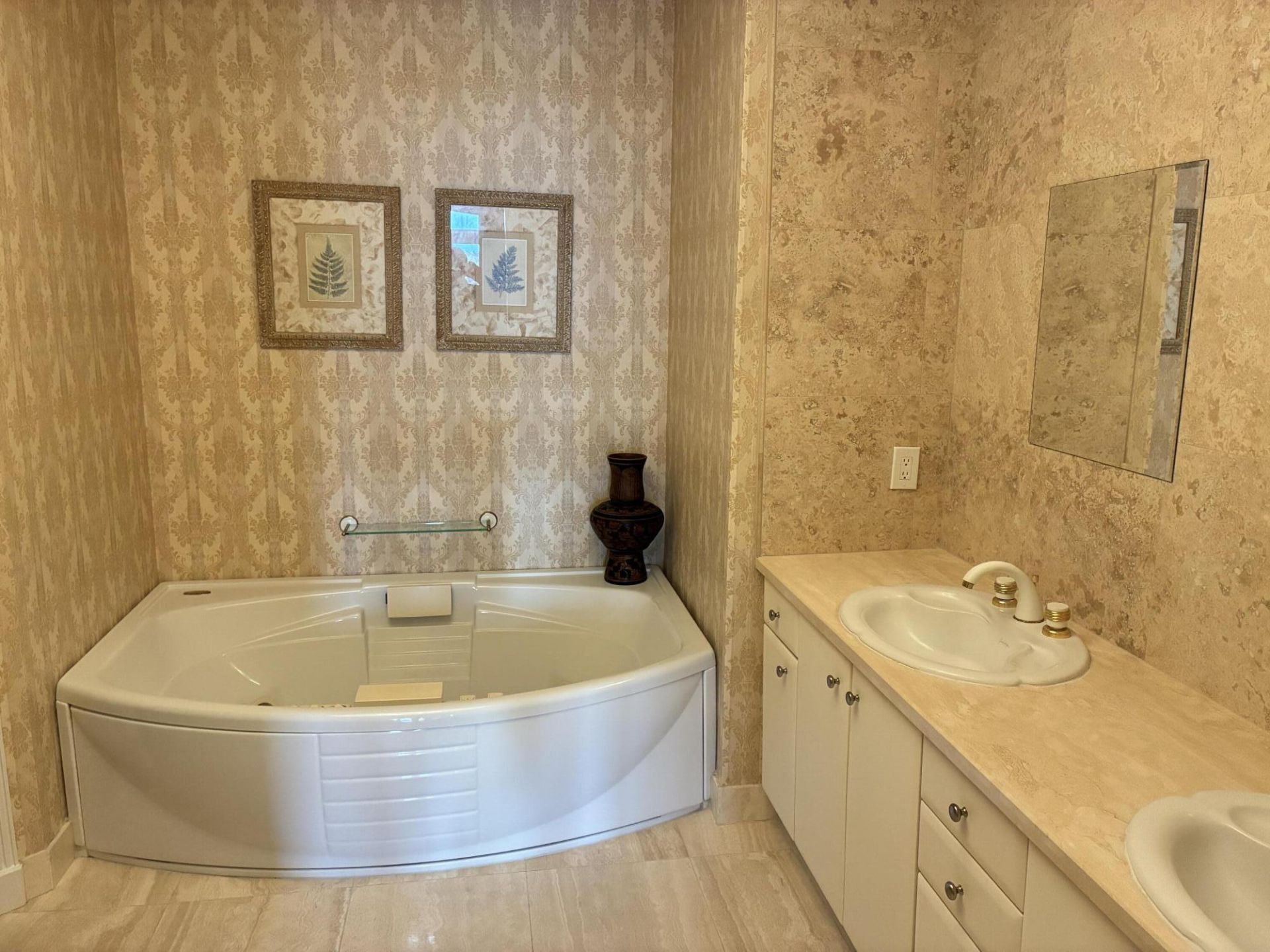 1230 Hillsboro Mile, Unit 308, Hillsboro Beach, FL 33062 Photo