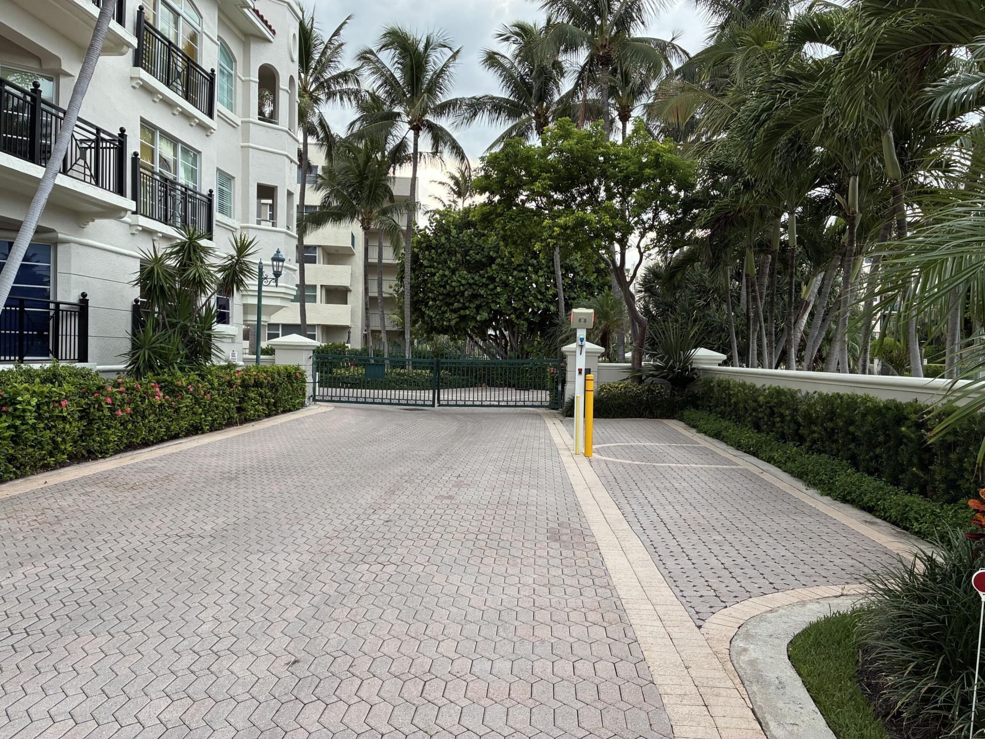 1230 Hillsboro Mile, Unit 308, Hillsboro Beach, FL 33062 Photo